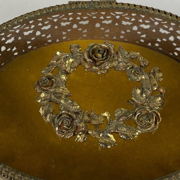 Vintage Hollywood Regency Gold Filigree Ormolu Jewelry Box Oval Glass Hinged Lid - Picture 3 of 11